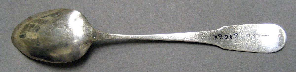 1998.0004.3231 Silver Spoon underside