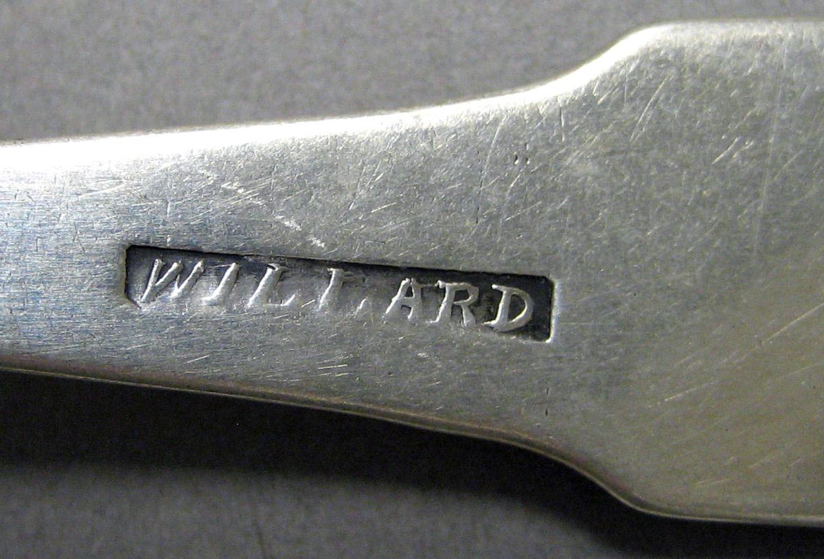 1998.0004.3233 Silver Spoon mark