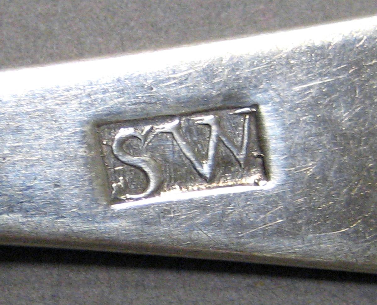 1998.0004.3235 Silver Spoon mark