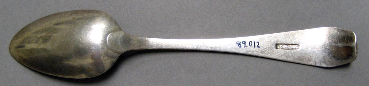 1998.0004.3236 Silver Spoon underside