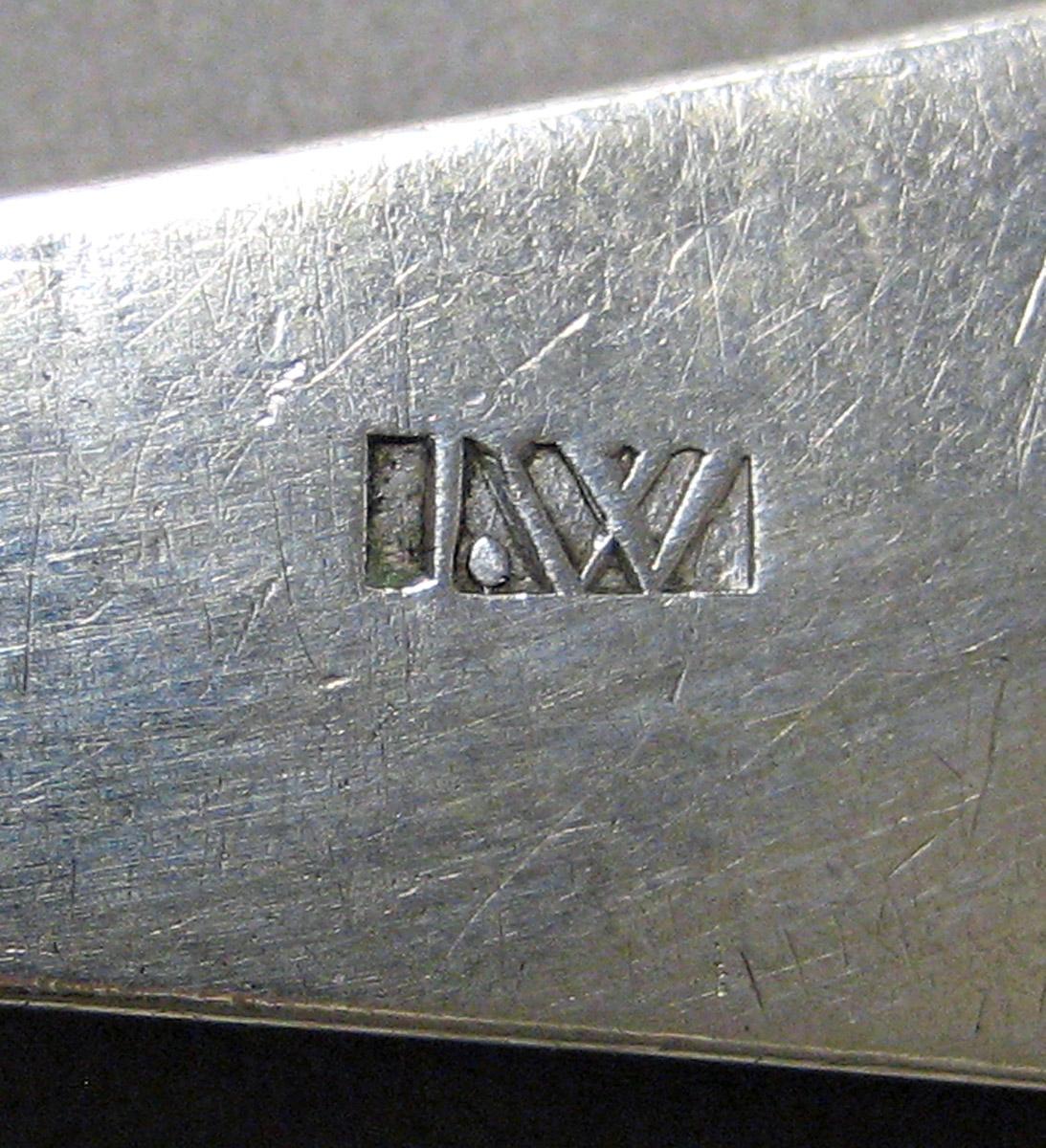 1998.0004.3238 Silver Spoon mark