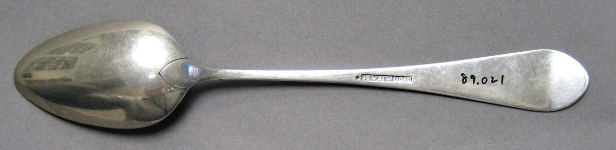 1998.0004.3244.001 Silver Spoon underside