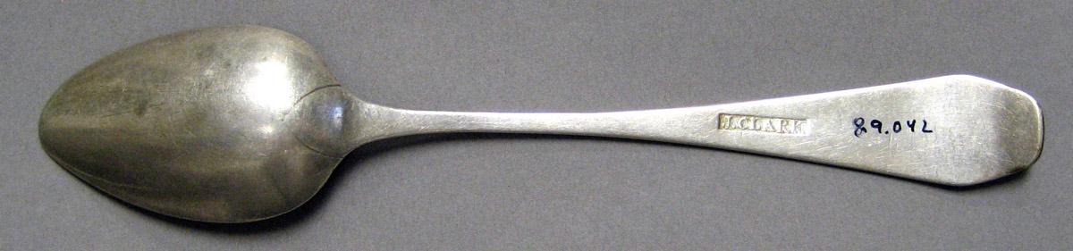 1998.0004.3265 Silver Spoon underside