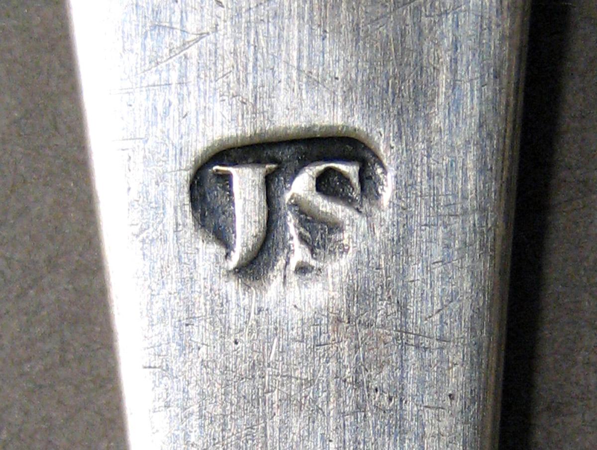 1998.0004.3271 Silver Spoon mark