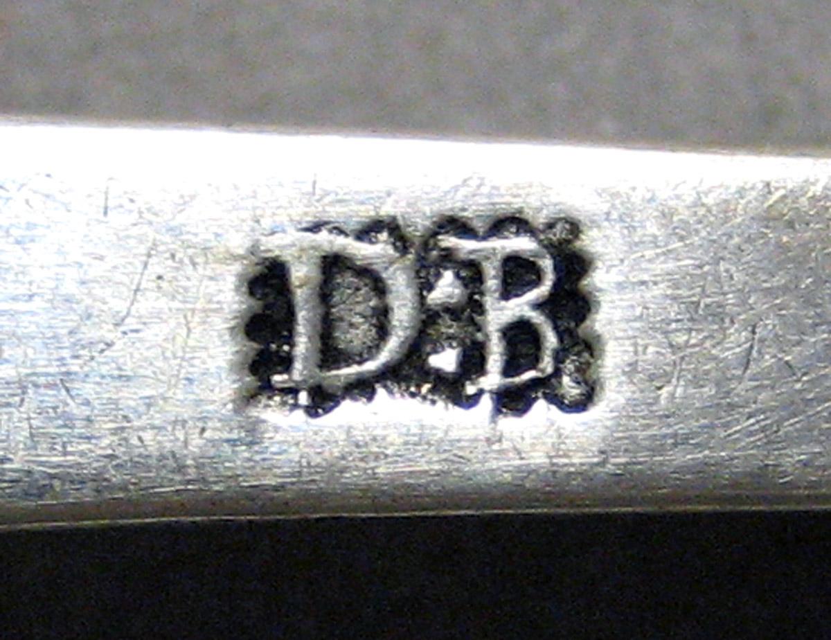 1998.0004.3280 Silver Spoon mark