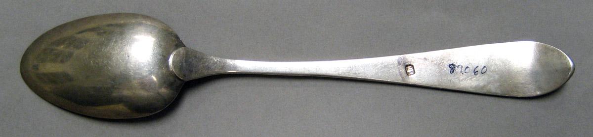 1998.0004.3282 Silver Spoon underside