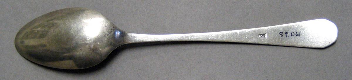 1998.0004.3283 Silver Spoon underside