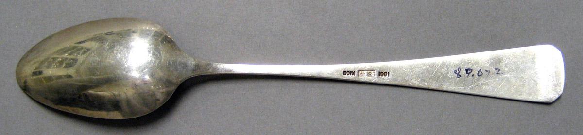 1998.0004.3294.003 Silver Spoon underside
