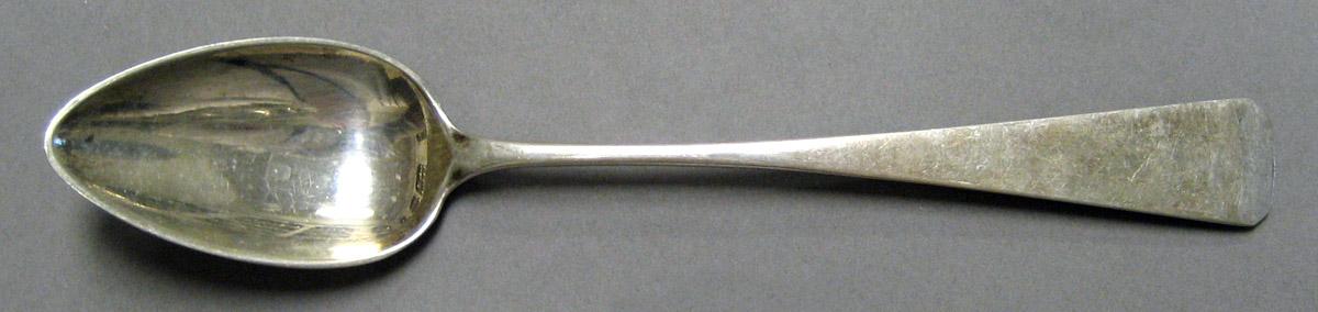 1998.0004.3294.004 Silver Spoon upper surface