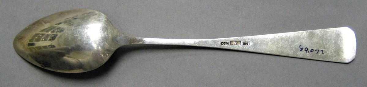 1998.0004.3294.005 Silver Spoon underside
