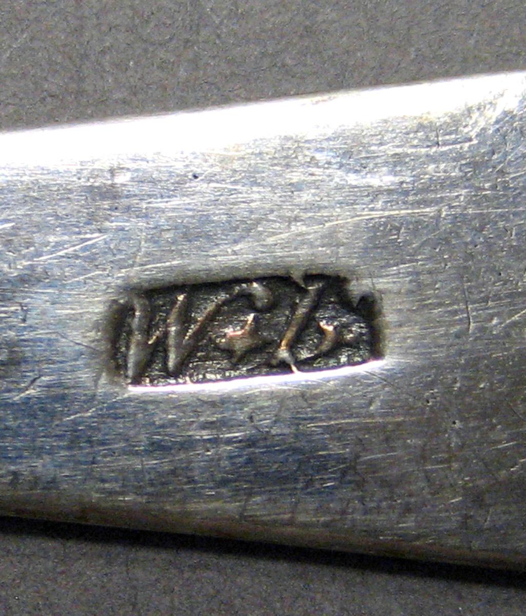 1998.0004.3296 Silver Spoon mark
