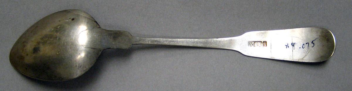 1998.0004.3297 Silver Spoon underside