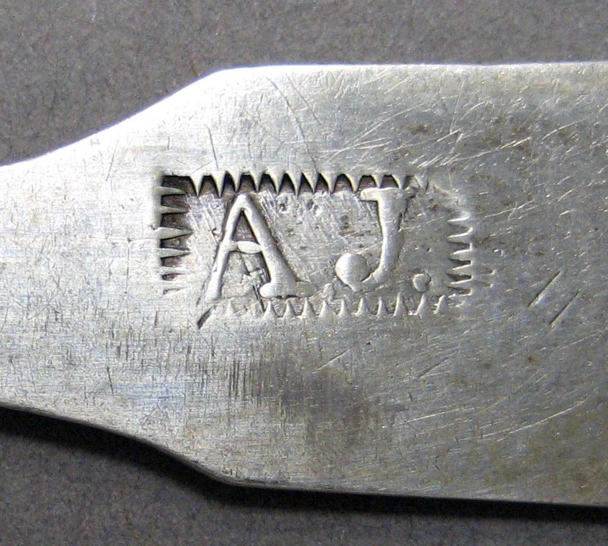 1998.0004.3302.006 Silver Spoon mark