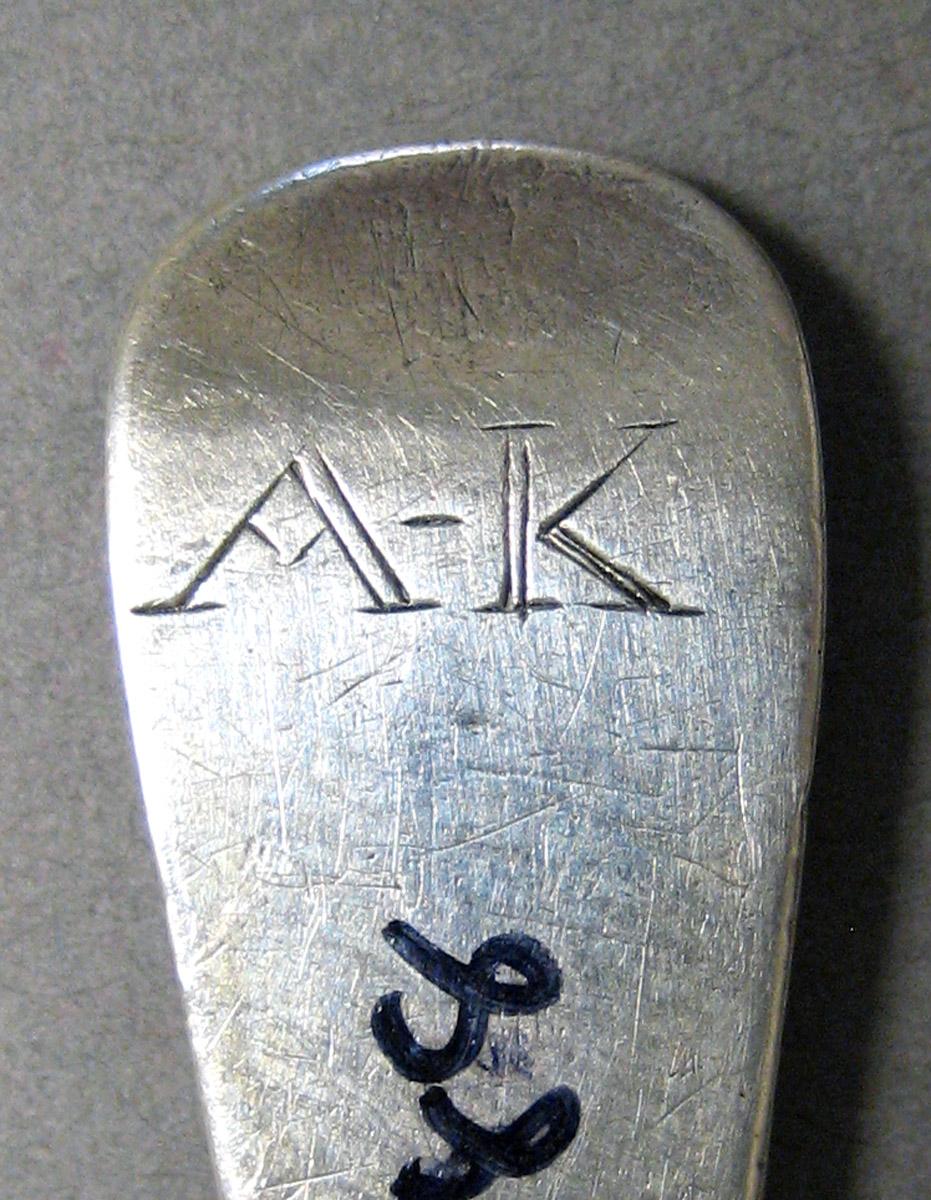 1998.0004.3308 Silver Spoon engraving