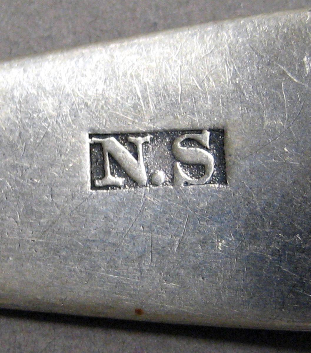 1998.0004.3309 Silver Spoon mark