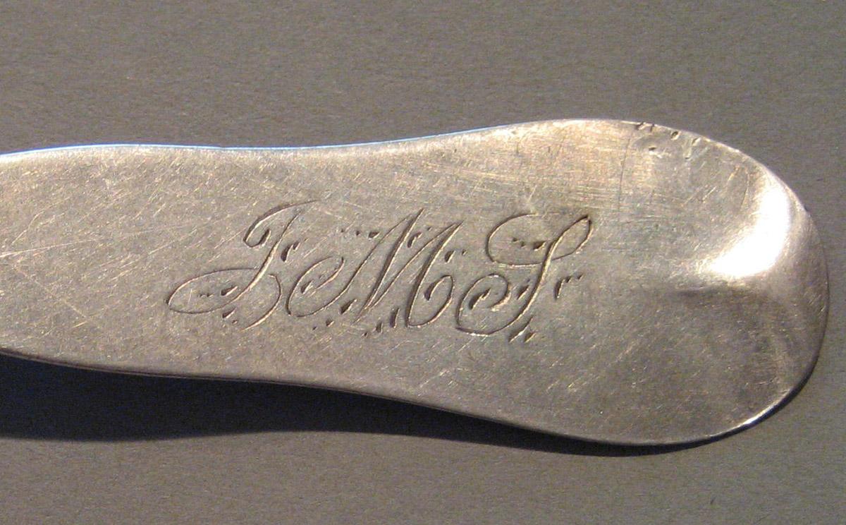 1998.0004.330 Spoon, Teaspoon (inscription)
