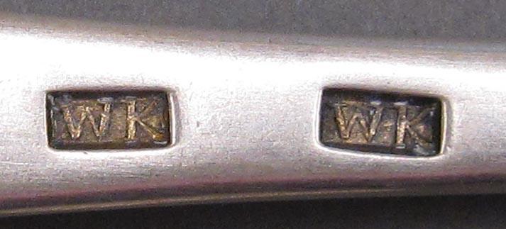1998.0004.3314 spoon marks