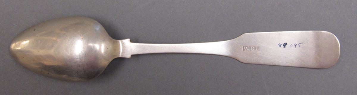 1998.0004.3315.001 spoon underside