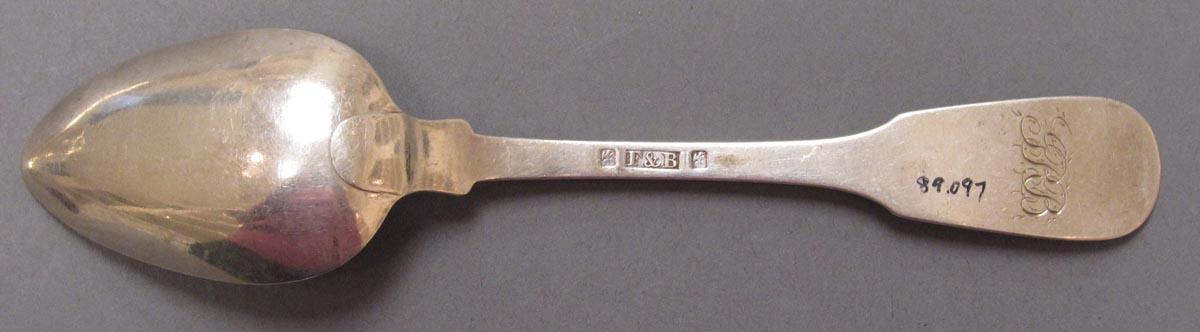 1998.0004.3317.001 spoon underside