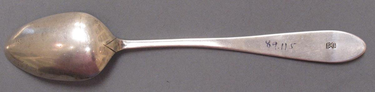 1998.0004.3334.002 spoon underside