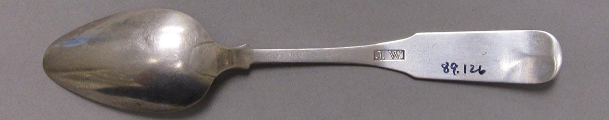 1998.0004.3345 spoon underside