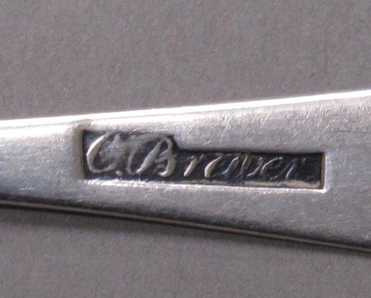 1998.0004.3357 spoon mark