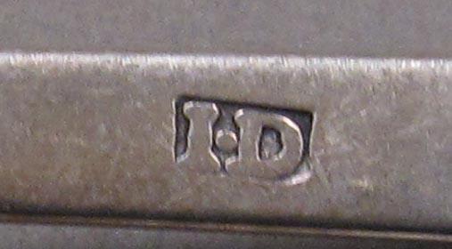 1998.0004.3364.002 spoon mark
