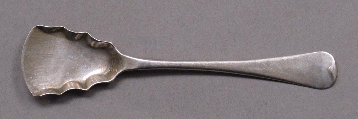 1998.0004.3369 spoon upper surface