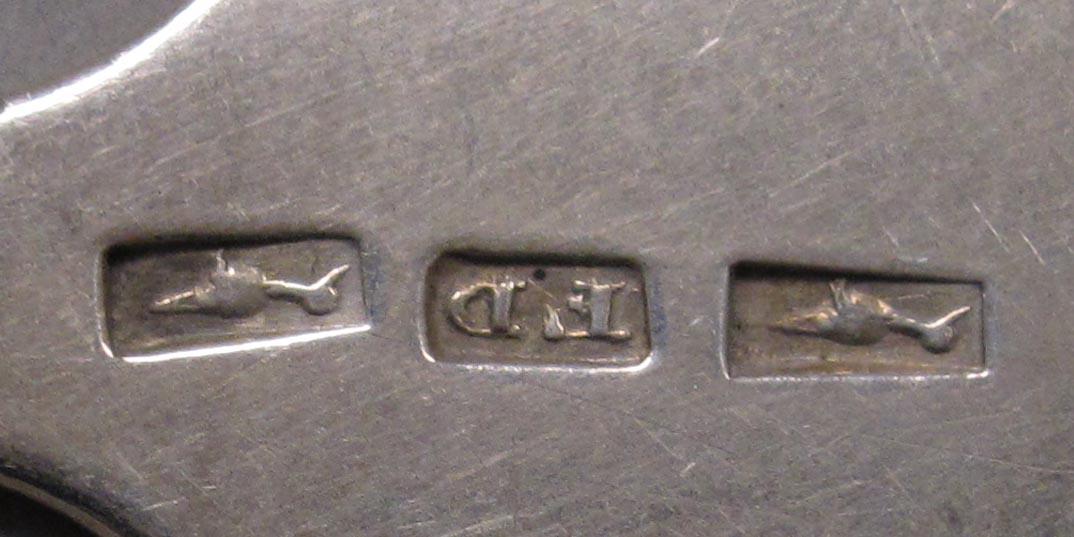 1998.0004.3372 spoon marks