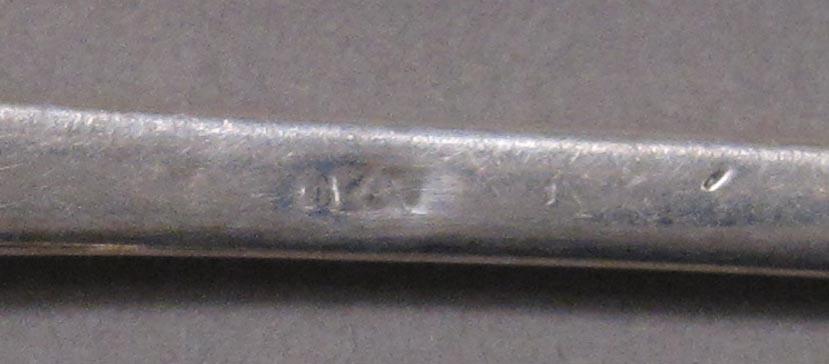 1998.0004.3377.003 spoon mark