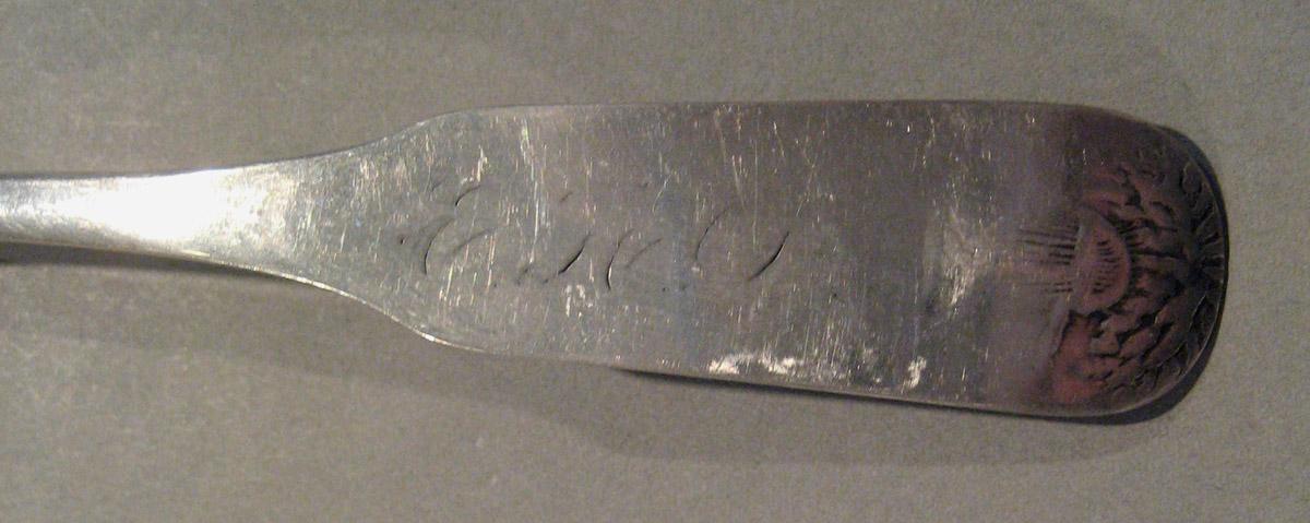 1998.0004.337 Spoon, teaspoon (inscription)