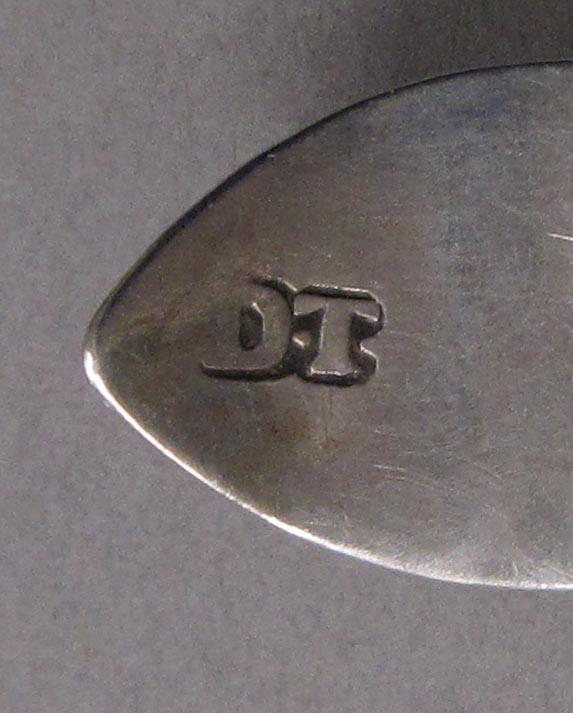 1998.0004.3380 spoon mark