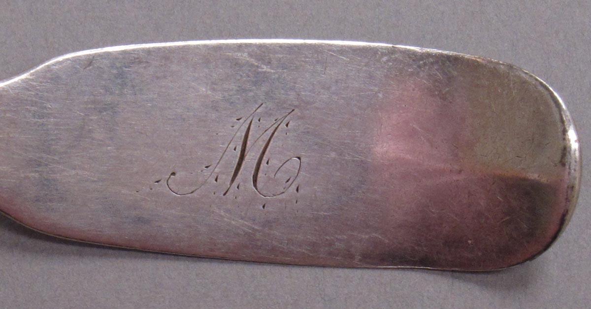 1998.0004.3392.001 spoon engraving