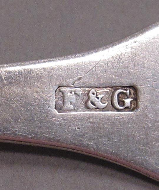 1998.0004.3392.002 spoon mark