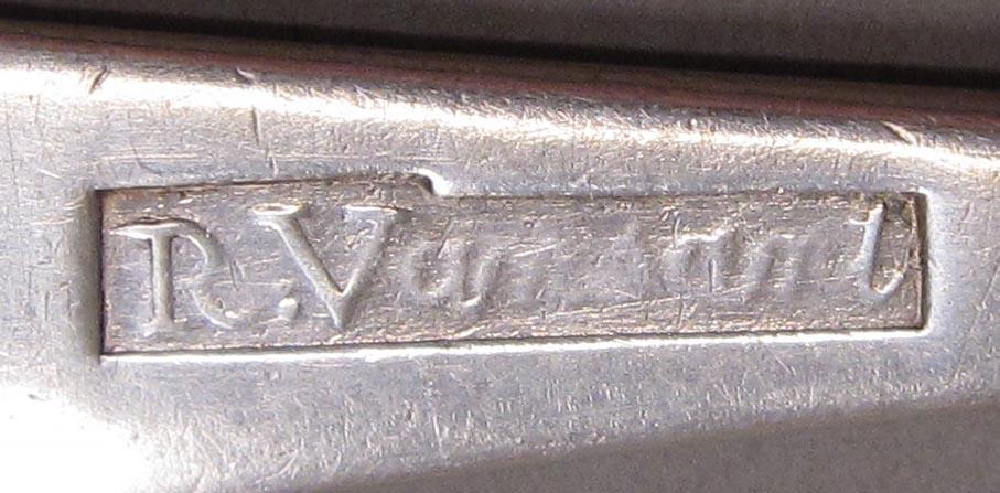 1998.0004.3394 spoon mark