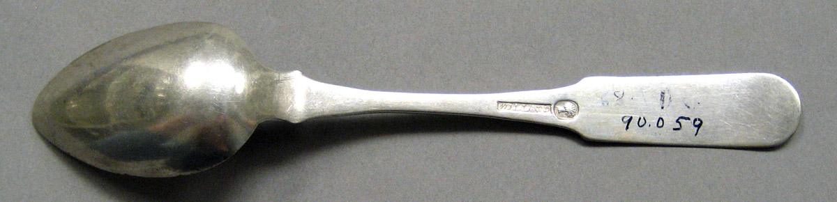 1998.0004.3415.001 Silver spoon underside