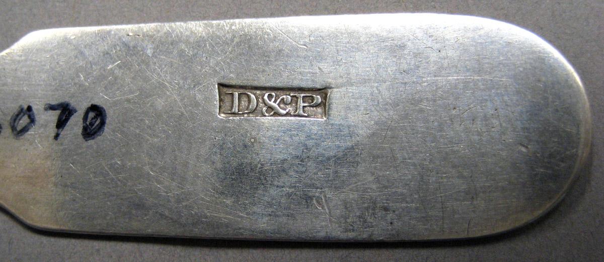 1998.0004.3425 Silver spoon mark