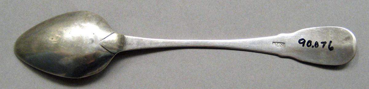 1998.0004.3431 Silver spoon underside