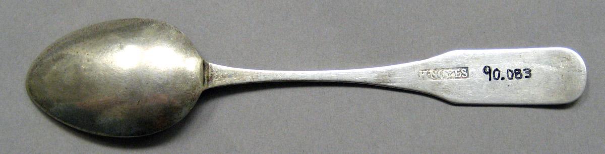 1998.0004.3438 Silver Spoon underside