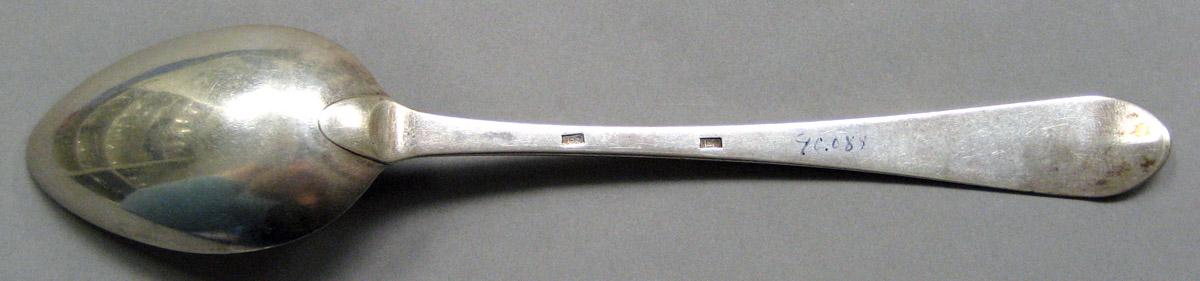 1998.0004.3439.002 Silver Spoon underside