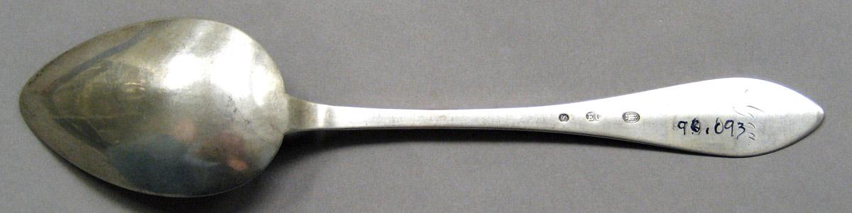1998.0004.3448.002 Silver Spoon underside