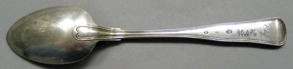 1998.0004.3450 Silver Spoon underside