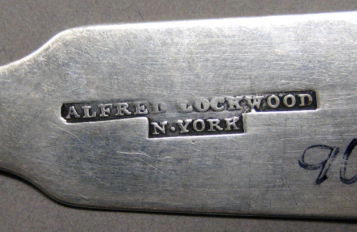 1998.0004.3455 Silver Spoon mark
