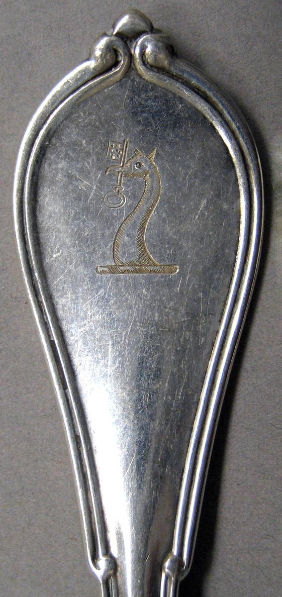 1998.0004.3459 Silver Fork engraving upper surface