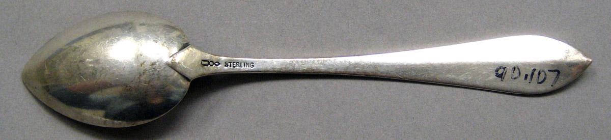1998.0004.3460.001 Silver Spoon underside