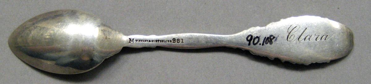 1998.0004.3461 Silver Spoon underside