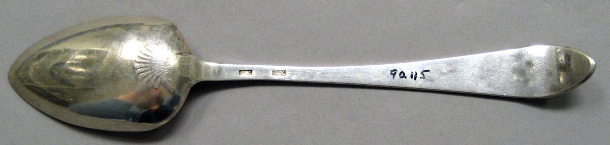 1998.0004.3467 Silver Spoon underside