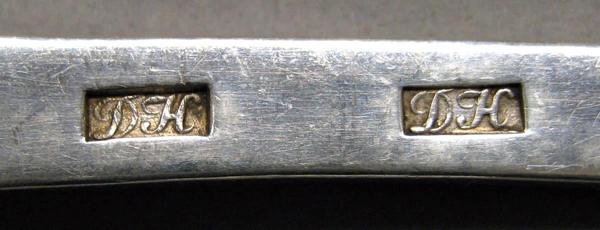 1998.0004.3467 Silver Spoon mark