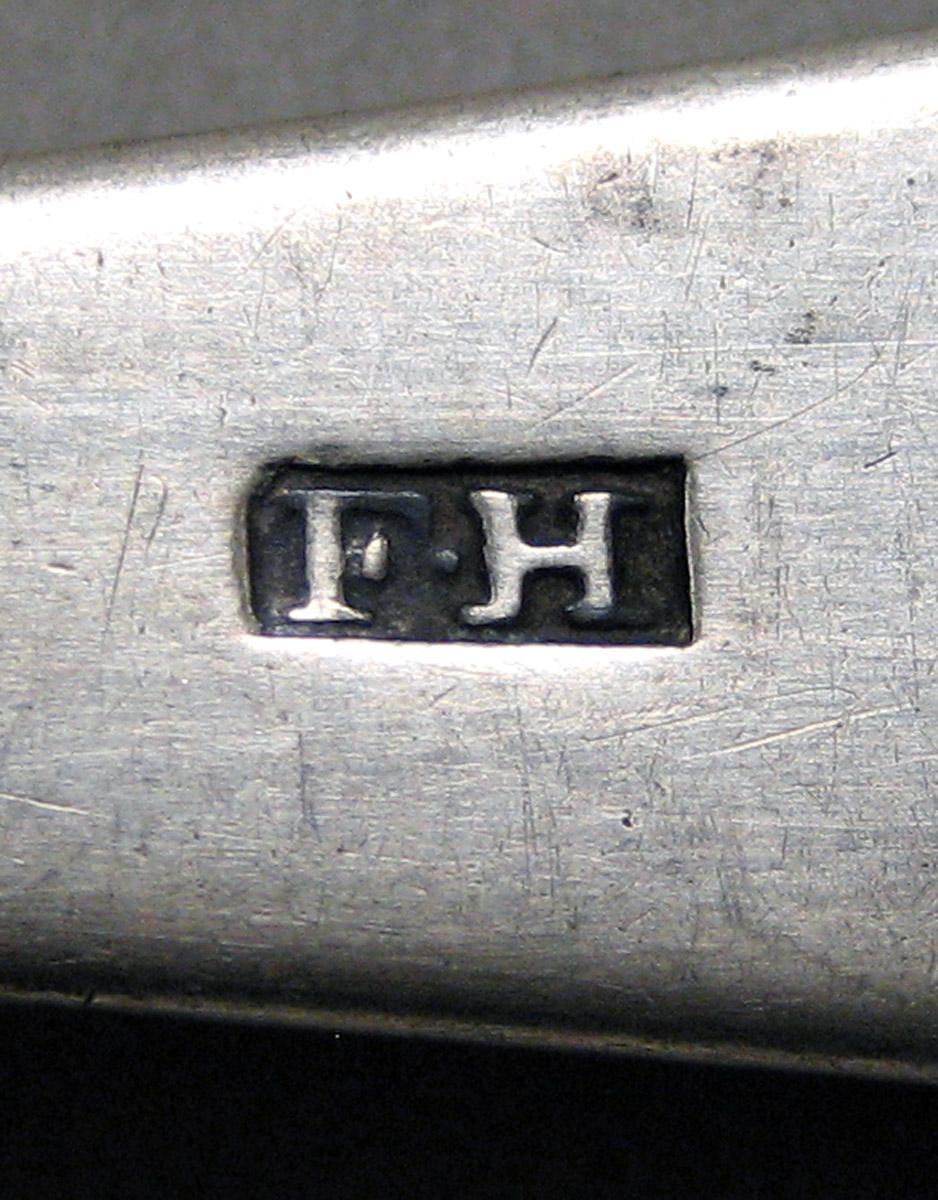 1998.0004.3472 Silver Spoon mark