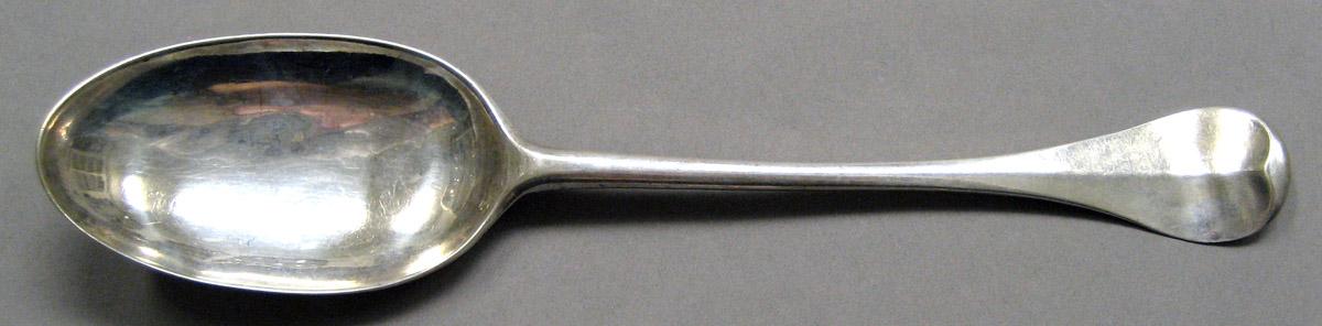 1998.0004.3476 Silver Spoon upper surface